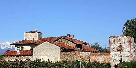 castello cavenago Foto di Alessandro Vecchi (CC-BY-SA 2008)